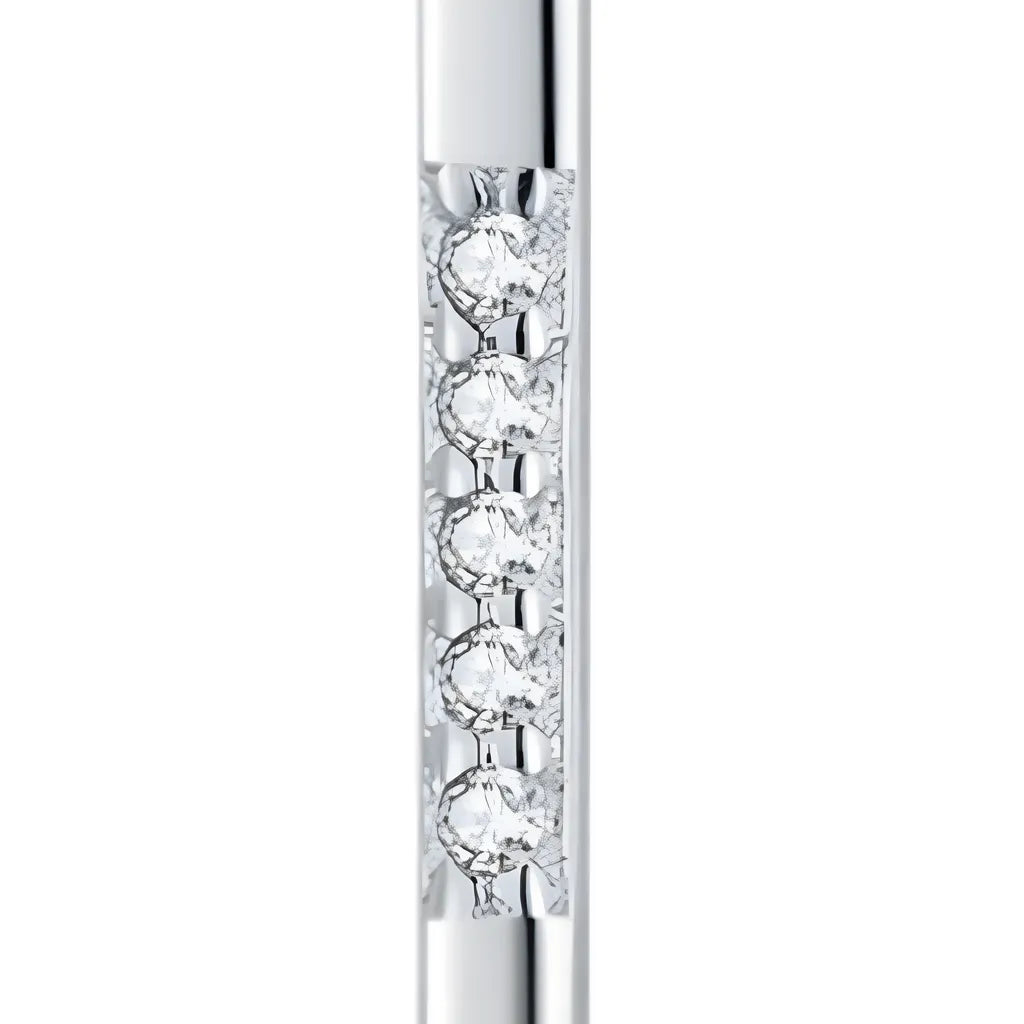 brinco-em-prata-london-com-zirconias-foto-detalhe-das-zirconias