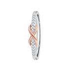 anel-de-prata-infinity-com-zirconia-com-fundo-branco