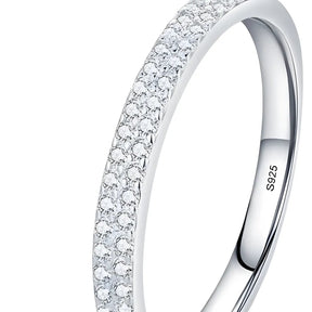 anel-de-prata-arielle-com-zirconias-foto-detalhe-zirconia