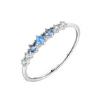 anel-de-prata-avril-com-zirconia-fundo-branco
