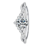 Anel de Prata Delicate Com Moissanites