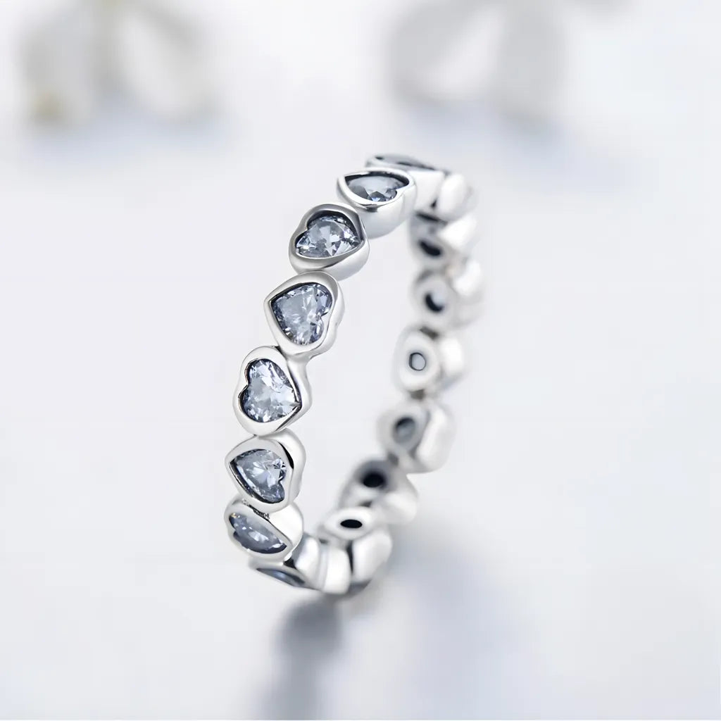 anel-de-prata-liana-com-zirconias-foto-lateral