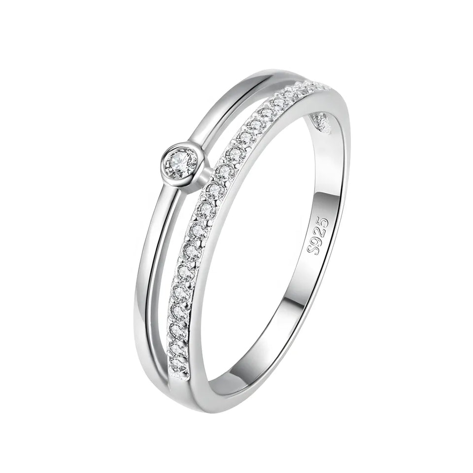 anel-de-prata-lumiere-com-zirconia-foto-com-fundo-branco