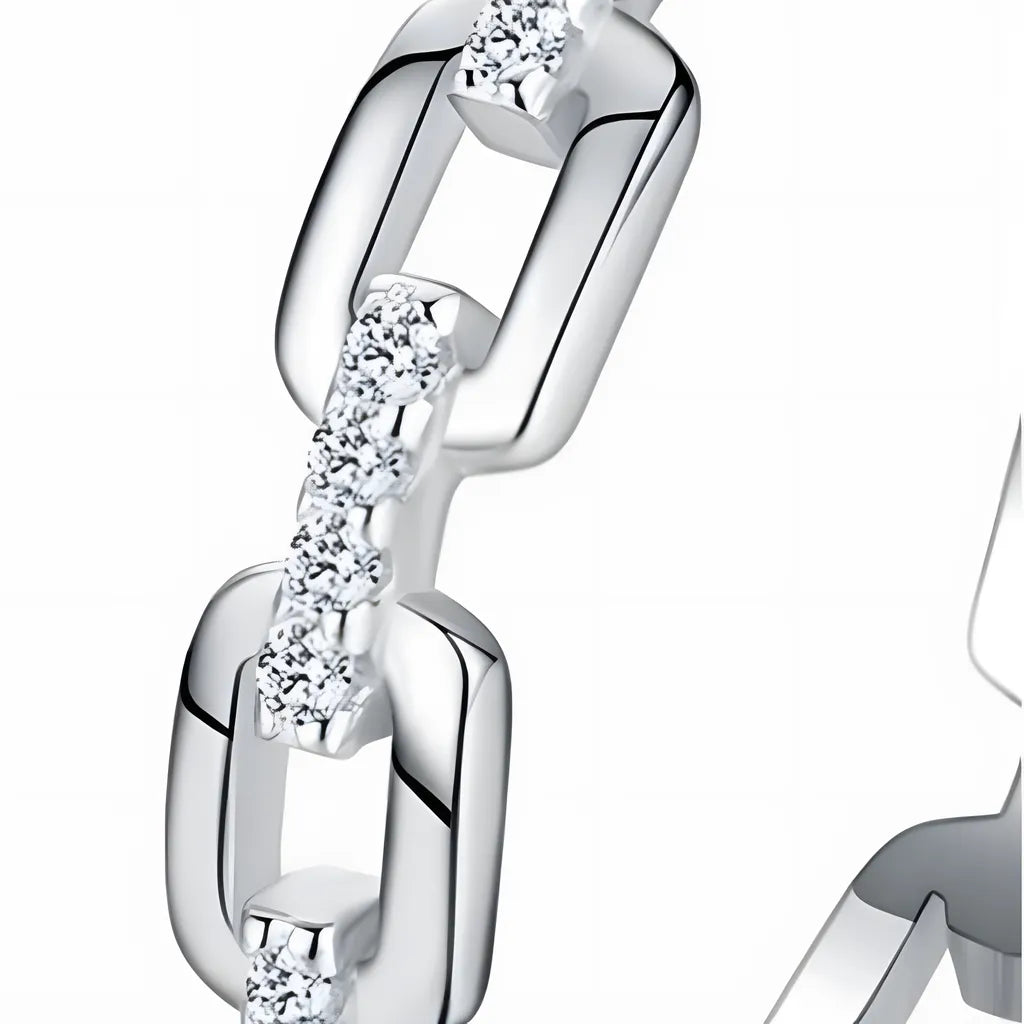 anel-de-prata-noelle-com-zirconias--foto-detalhe-zirconia