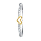 anel-de-prata-sophie-com-zirconias-com-fundo-branco