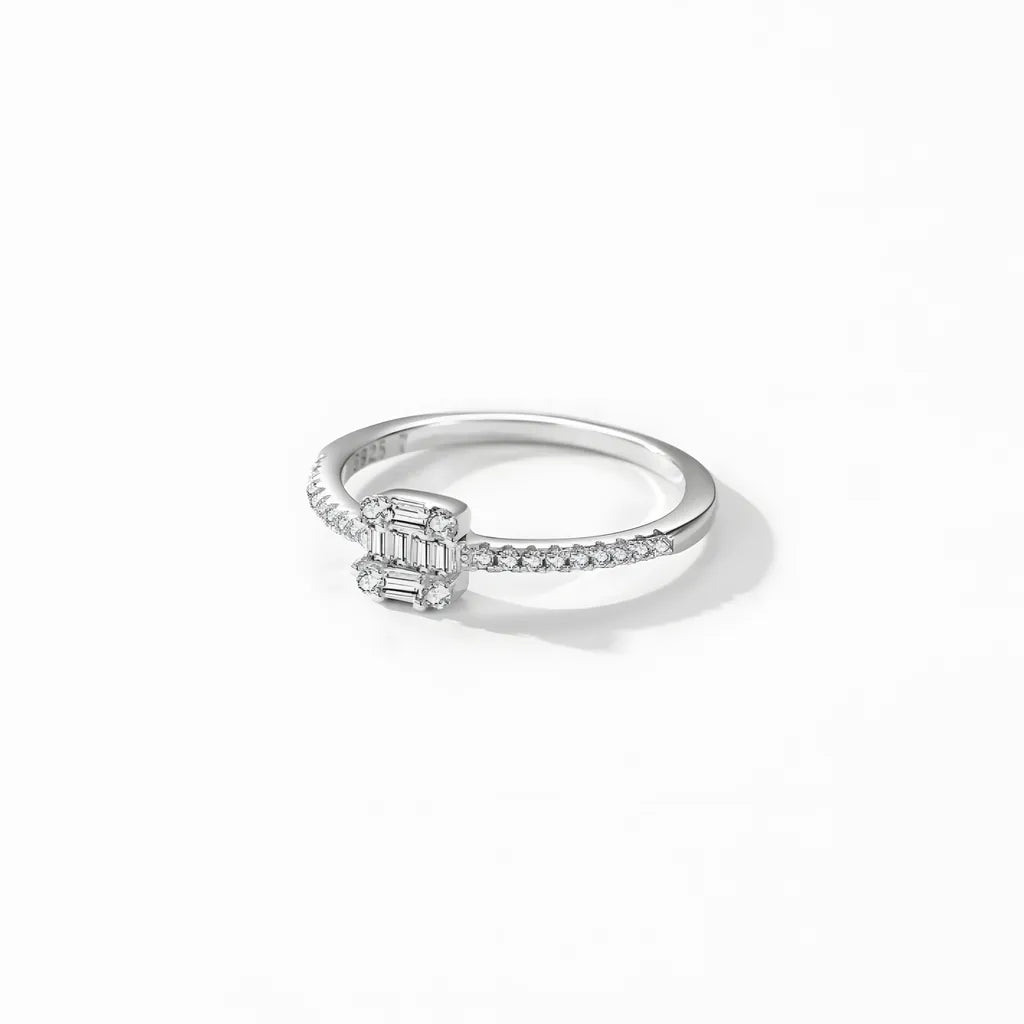 anel-solitario-em-prata-arielle-com-zirconia-foto-deitado
