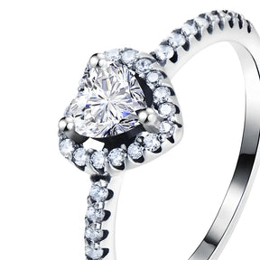anel-solitario-em-prata-astrid-com-zirconia-foto-detalhes-da-zirconia