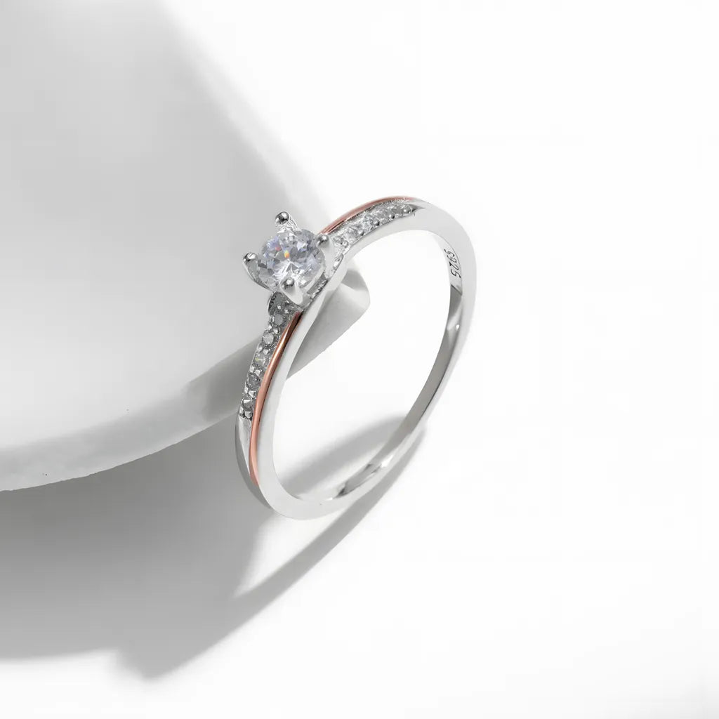 anel-solitario-em-prata-duo-com-zirconias-foto-lateral