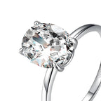 anel-solitario-em-prata-harriet-com-zirconia-foto-detalhe-da-pedra-de-zirconia