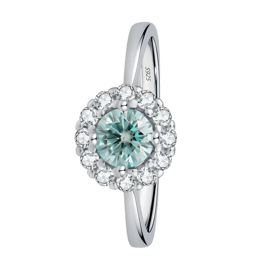 anel-solitario-em-prata-laure-com-moissanites-foto-com-fundo-branco