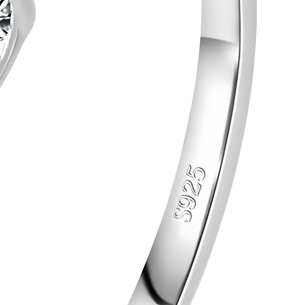 anel-solitario-em-prata-maria-com-zirconia-detalhe-da-prata-925
