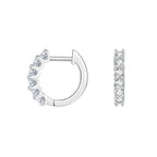 brinco-de-argola-astrid-em-prata-925-com-moissanites-no-fundo-branco