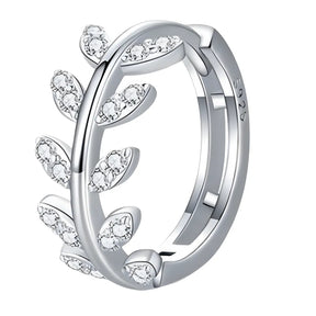 brinco-de-argola-celie-em-prata-com-zirconia-foto-detalhes-da-zirconia