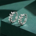 brinco-de-argola-celie-em-prata-com-zirconia-foto-de-frente