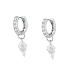 brinco-de-argola-eliete-em-prata-com-zirconia-no-fundo-branco