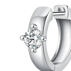 brinco-de-argola-emie-em-prata-com-moissanites-foto-detalhe-da-moissanite