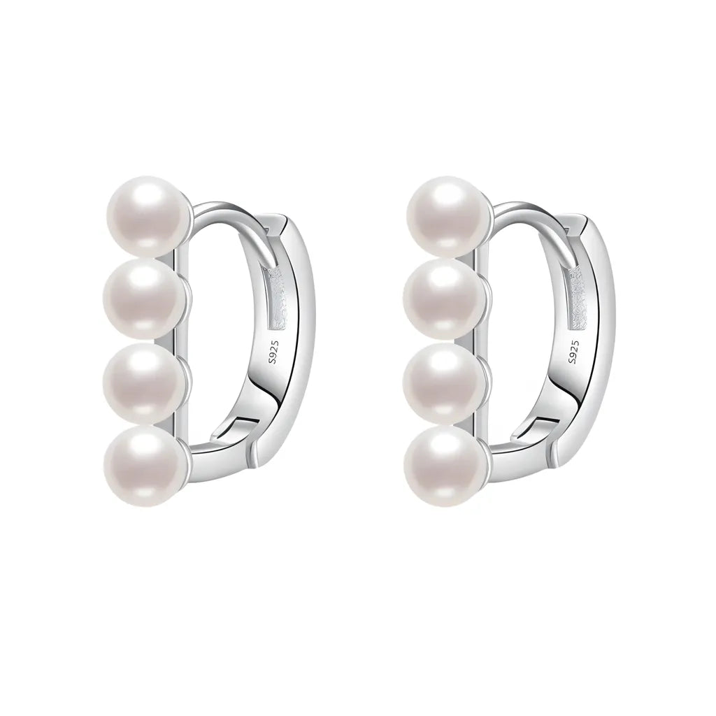 brinco-de-argola-emie-em-prata-com-perolas-no-fundo-branco