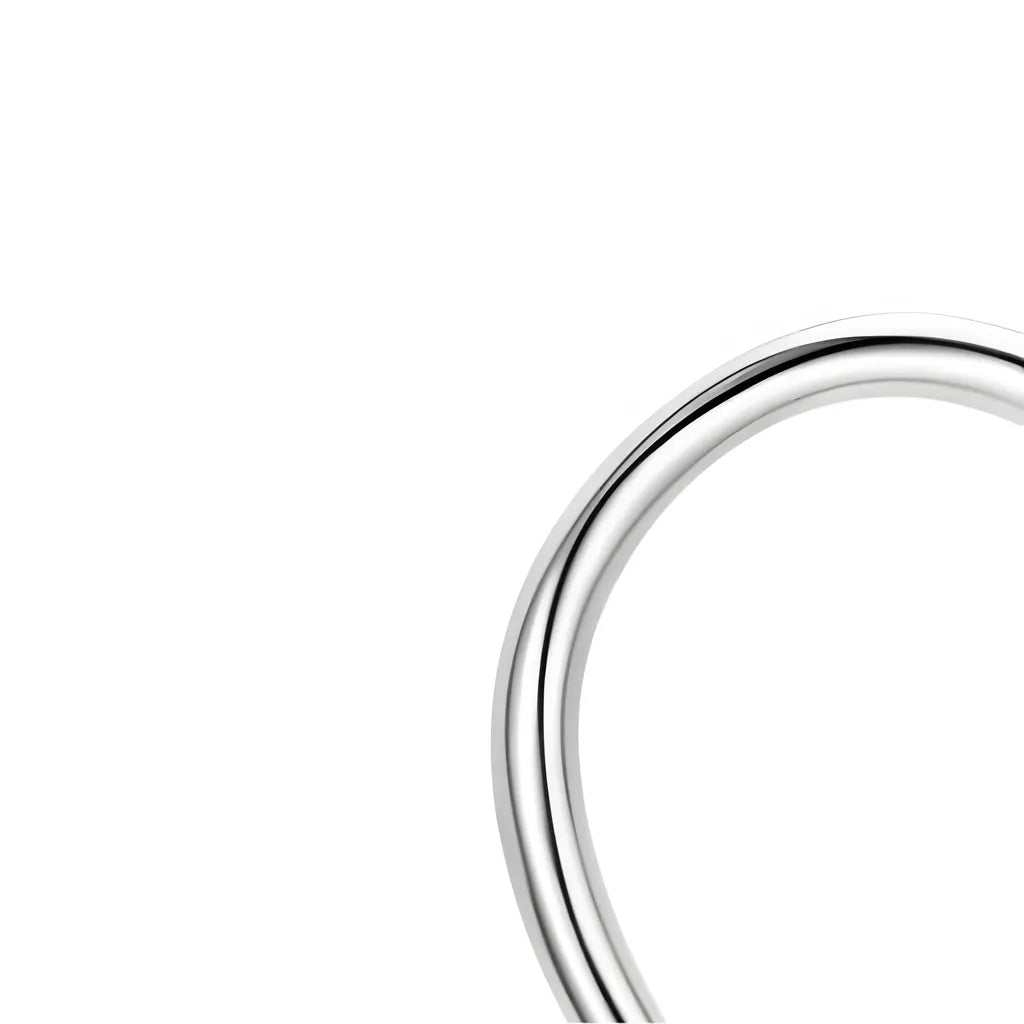 brinco-de-argola-hearts-em-prata-detalhe-da-prata-925