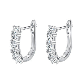 brinco-de-argola-leticia-em-prata-com-moissanites-no-fundo-branco