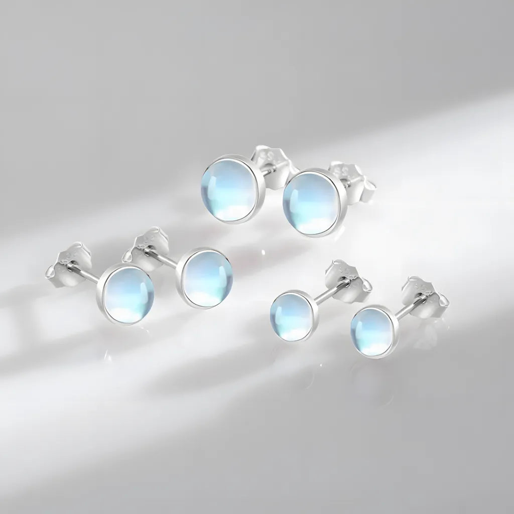 brinco-de-prata-elle-com-moonstone-em-diferentes-tamanhos