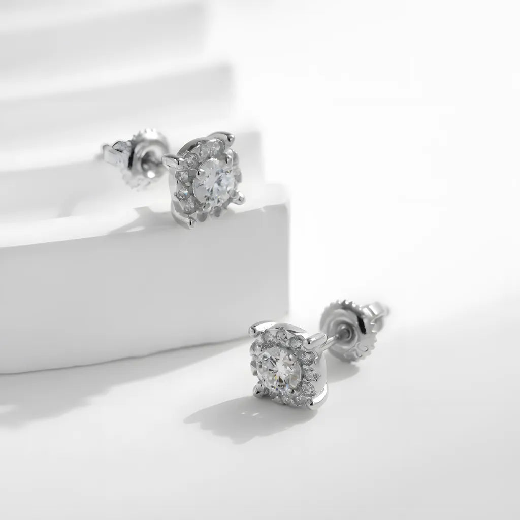 brinco-de-prata-maelle-com-moissanite-de-lado