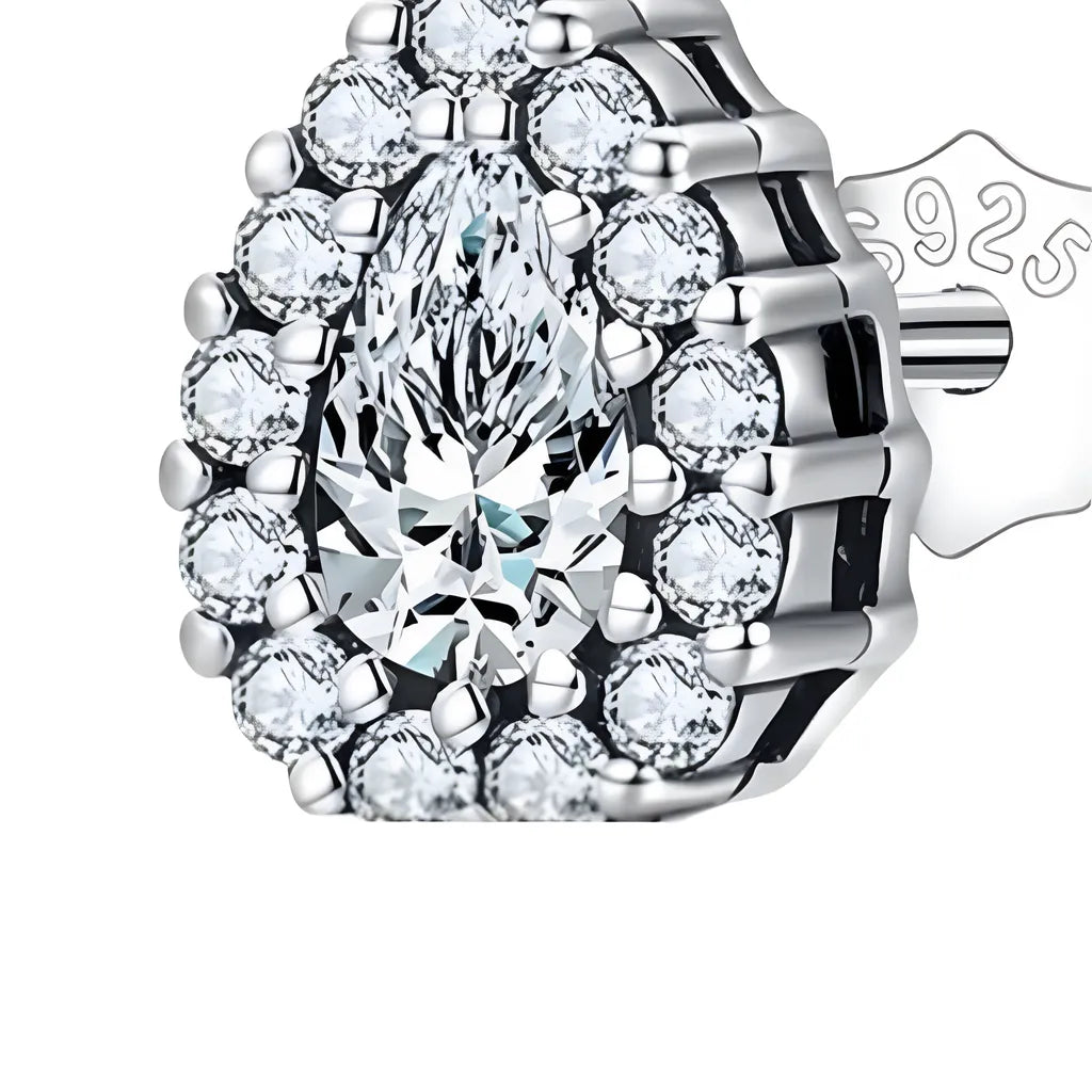 brinco-de-prata-maia-com-zirconias-detalhes-da-pedra-de-zirconia