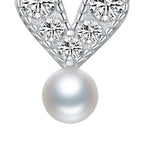 brinco-de-prata-pearl-com-zirconias-e-perola-detalhe-da-zirconia-e-da-perola