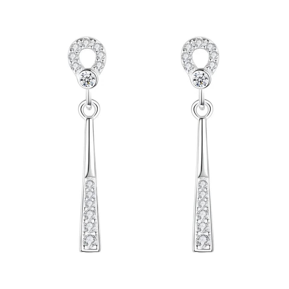 brinco-em-prata-let-com-zirconia-no-fundo-branco