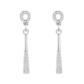 brinco-em-prata-let-com-zirconia-no-fundo-branco