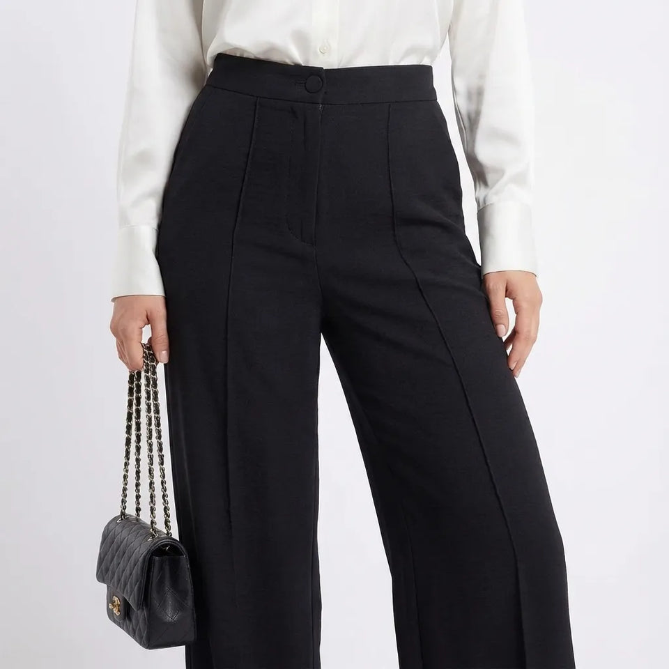 calca-alfaiataria-feminina-luiza-frente-perto