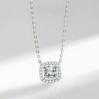 colar-de-prata-anne-com-zirconia-de-frente