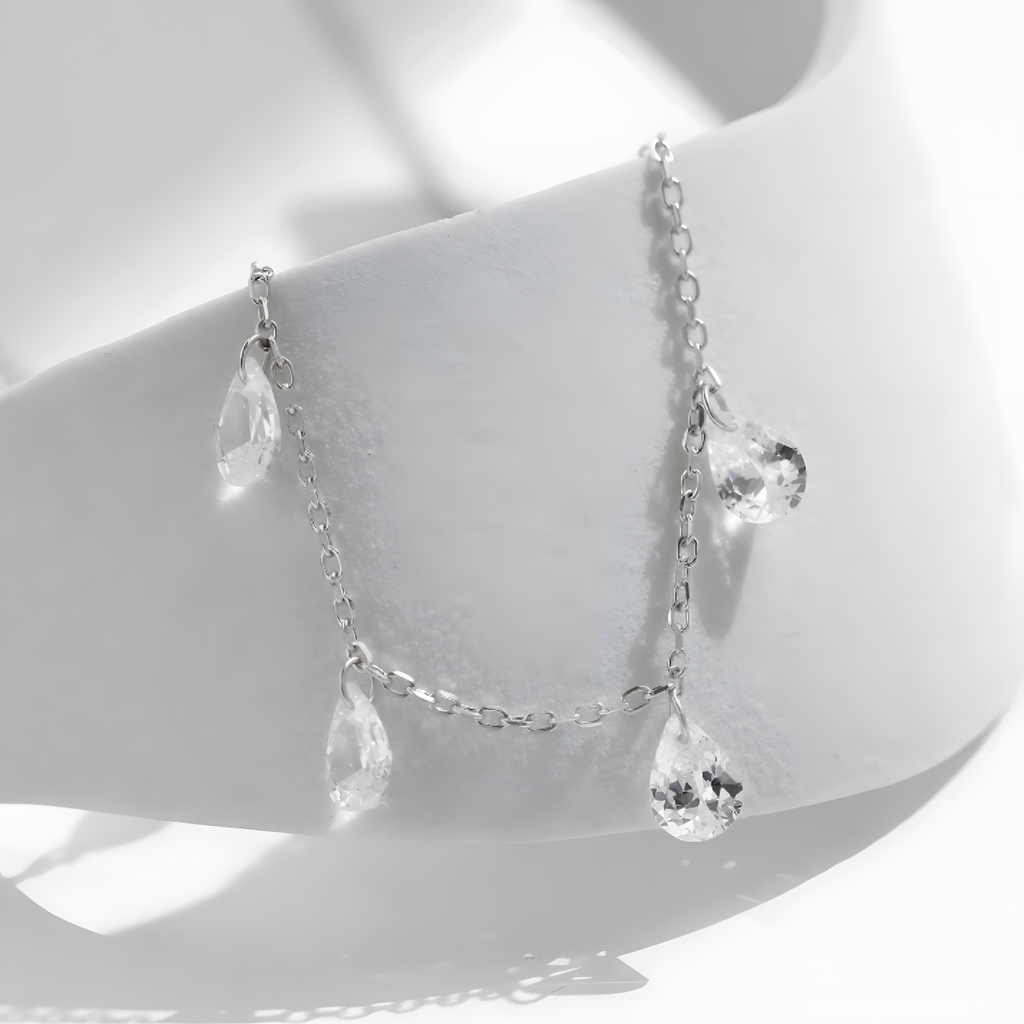 colar-de-prata-marta-com-zirconias-incolor-detalhes-da-zirconia