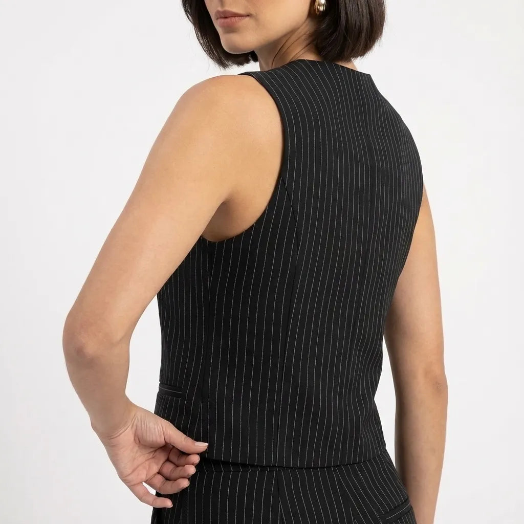 conjunto-alfaiataria-feminino-listrado-key-costas-perto