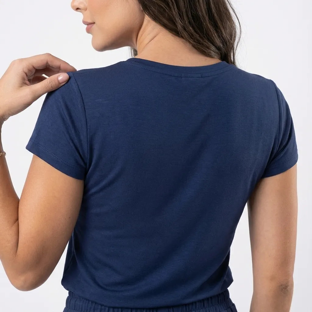 conjunto-feminino-liso-agata-costas-perto