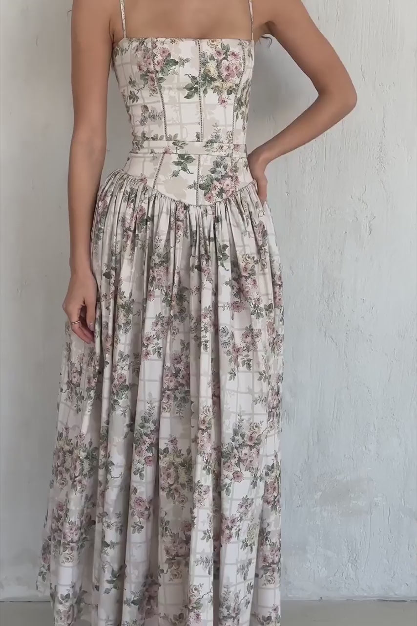 House of CB _ Womenswear designed in London. 2026-04-02 19_40.mp4