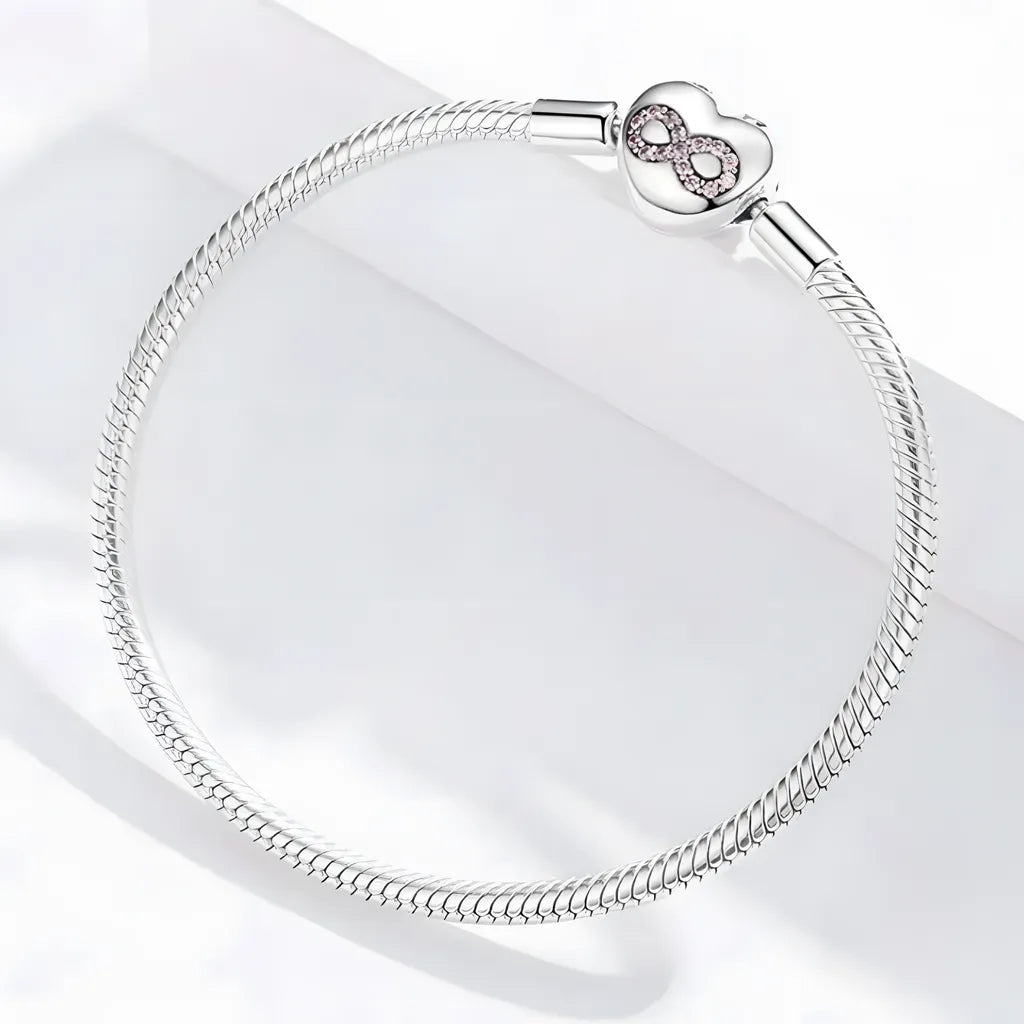 pulseira-berloque-em-prata-desi-com-zirconias-foto-de-cima