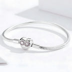 pulseira-berloque-em-prata-desi-com-zirconias-foto-de-frente