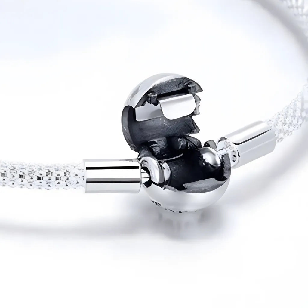 pulseira-berloque-em-prata-orly-detalhe-do-fecho-da-pulseira