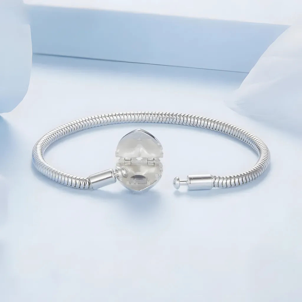 pulseira-berloque-em-prata-star-com-zirconia-detalhe-do-fecho-da-pulseira