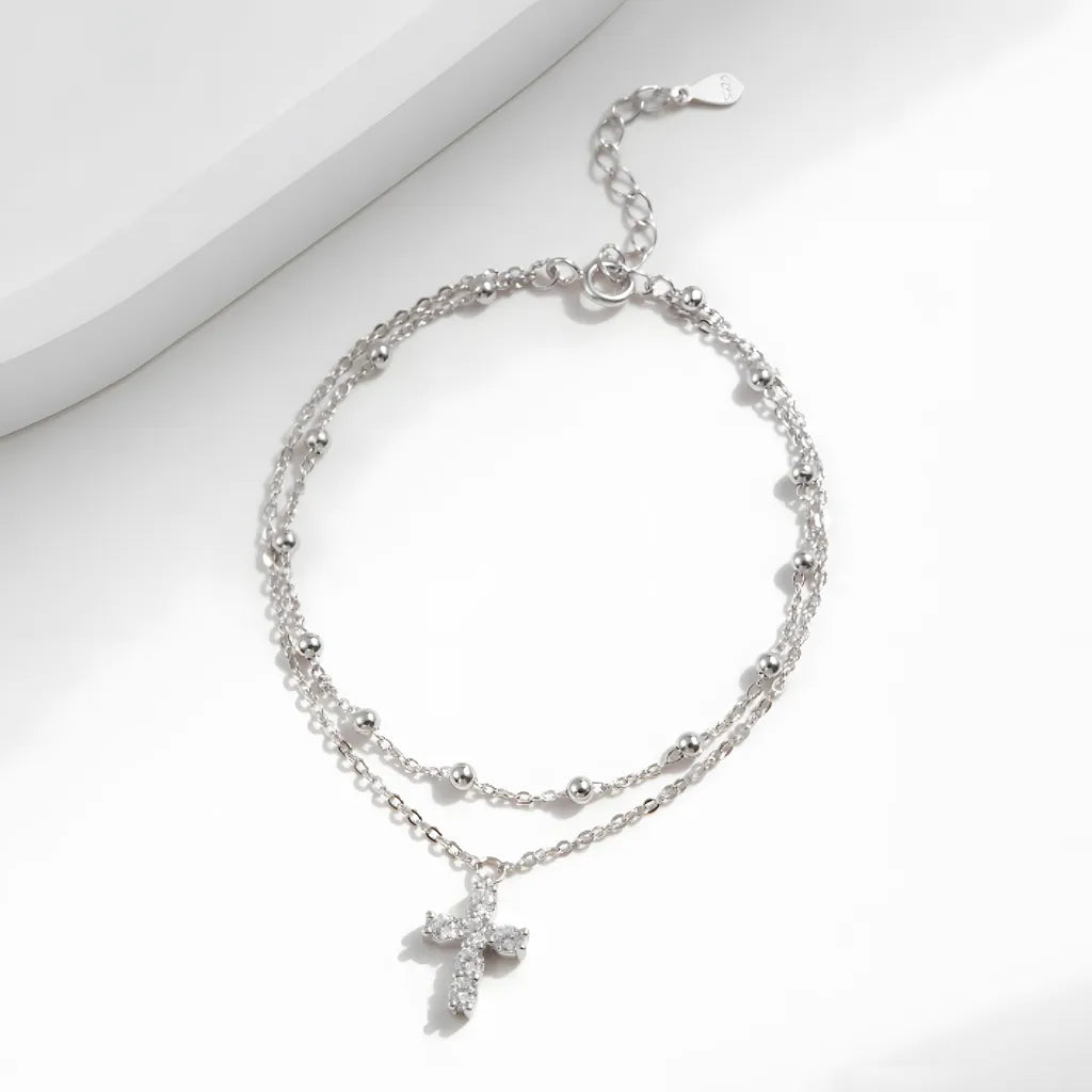 pulseira-de-prata-cruz-com-zirconias-foto-de-cima-fechado