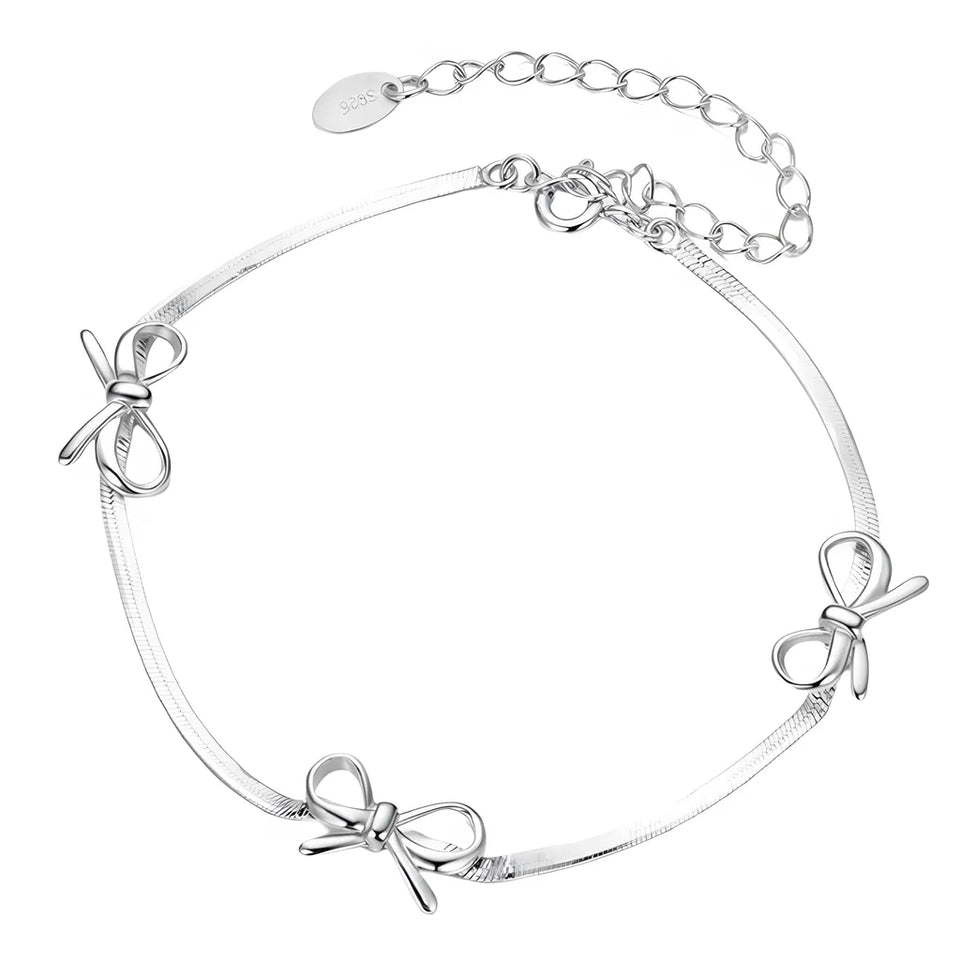 pulseira-de-prata-eliza-no-fundo-branco