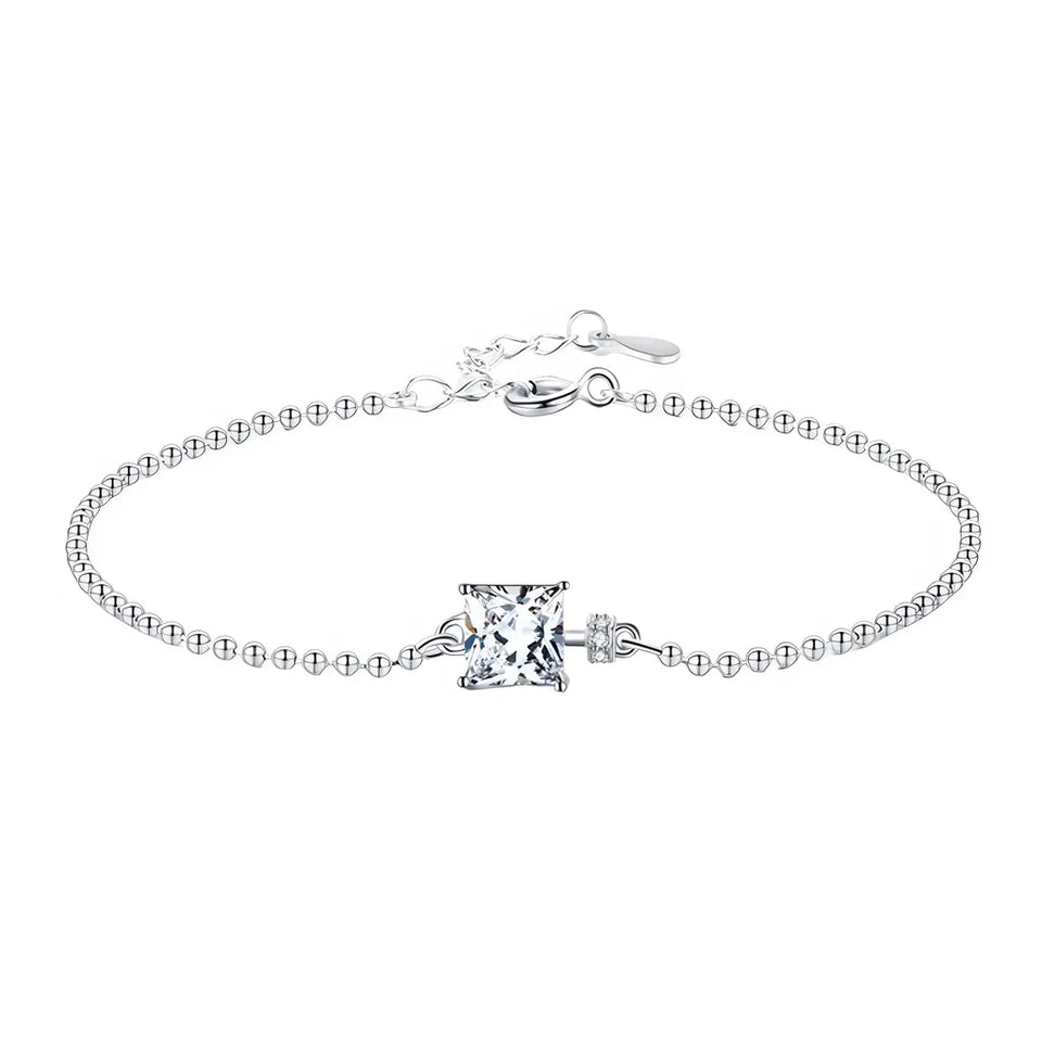 pulseira-de-prata-justice-com-zirconia-no-fundo-branco