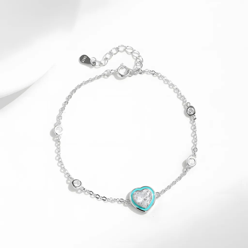 pulseira-de-prata-laure-com-zirconias-foto-de-cima-fechado