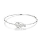 pulseira-de-prata-lock-banhado-em-ouro-branco-com-zirconias-no-fundo-branco