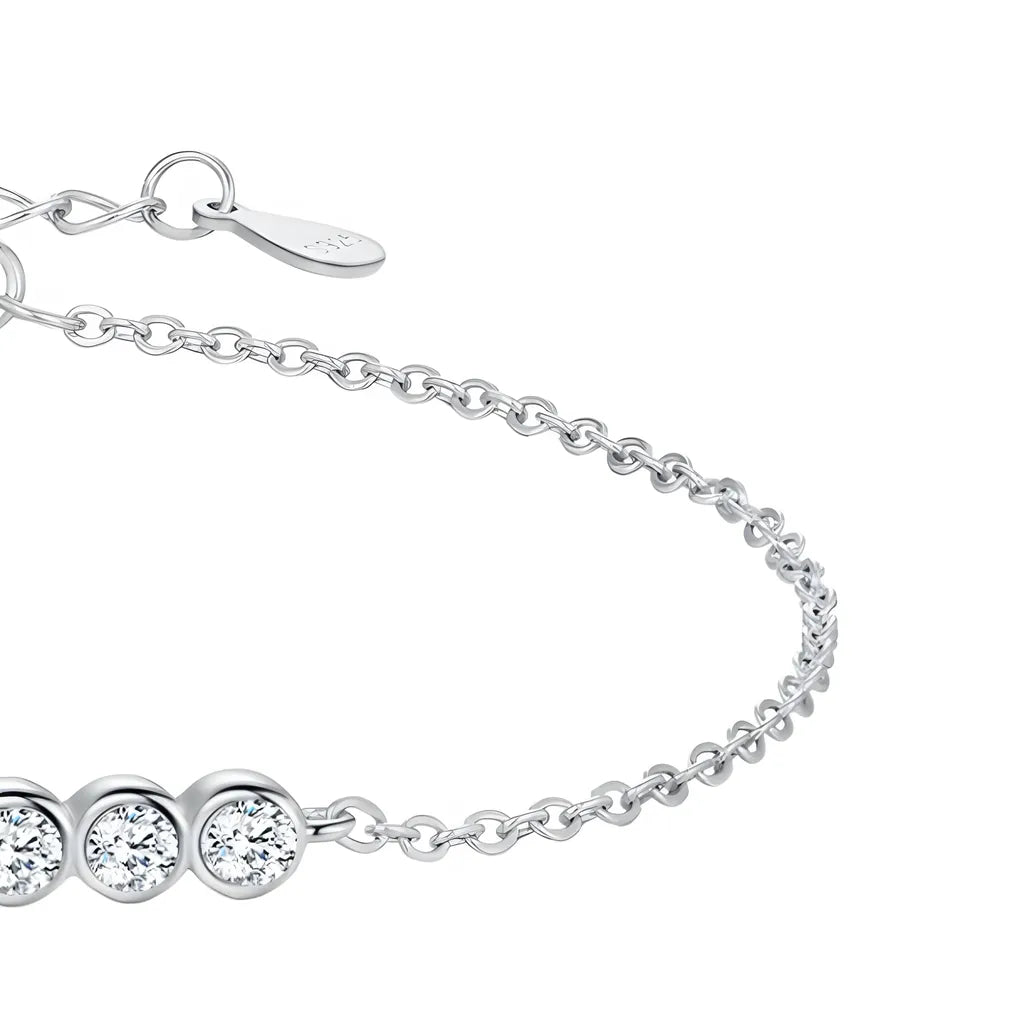 pulseira-de-prata-lucille-com-moissanites-foto-detalhes-da-prata-925