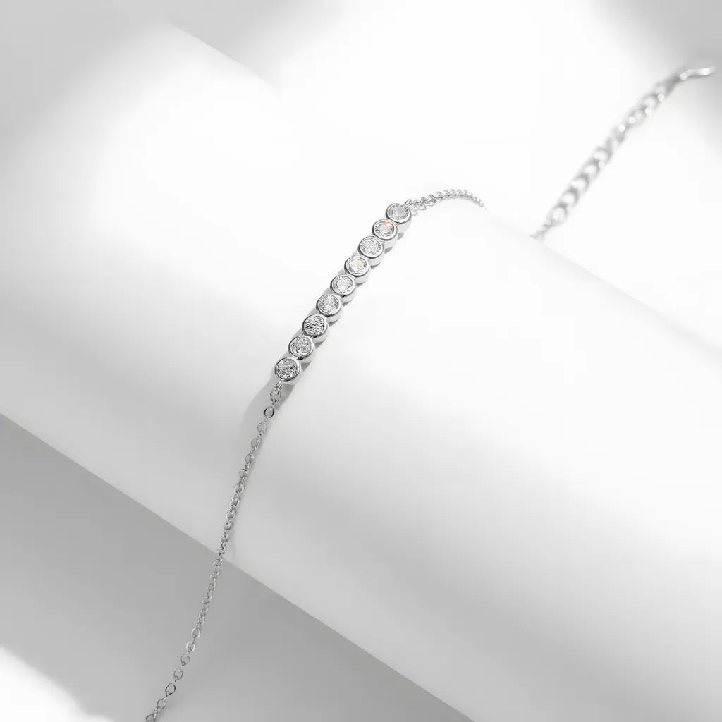 pulseira-de-prata-lucille-com-moissanites-foto-de-frente