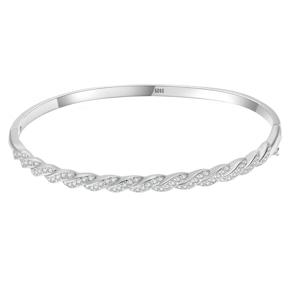 pulseira-de-prata-lyle-com-zirconias-no-fundo-branco
