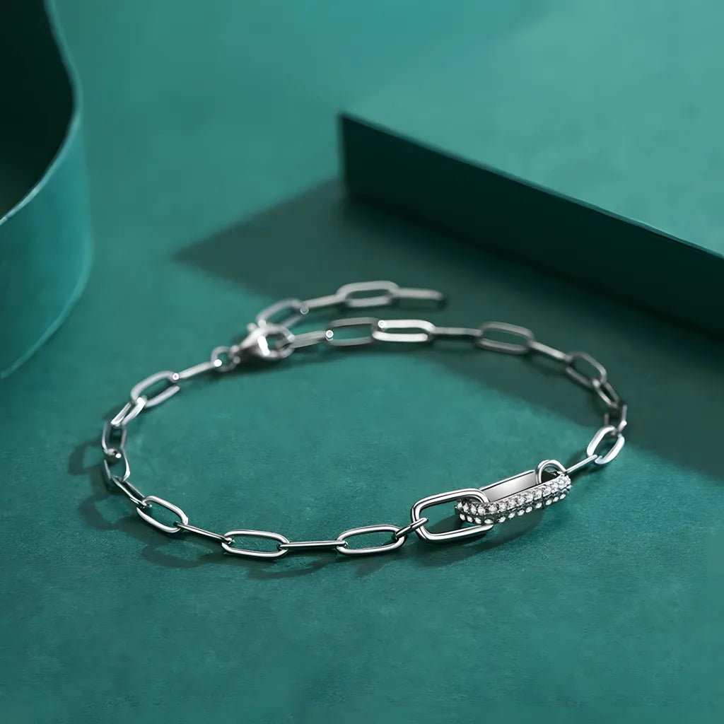 pulseira-de-prata-maelys-com-zirconias-foto-de-frente