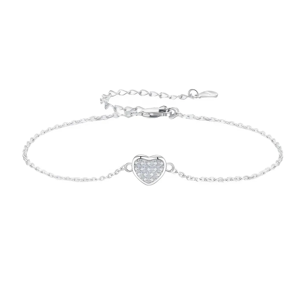 pulseira-de-prata-marion-com-zirconias-no-fundo-branco