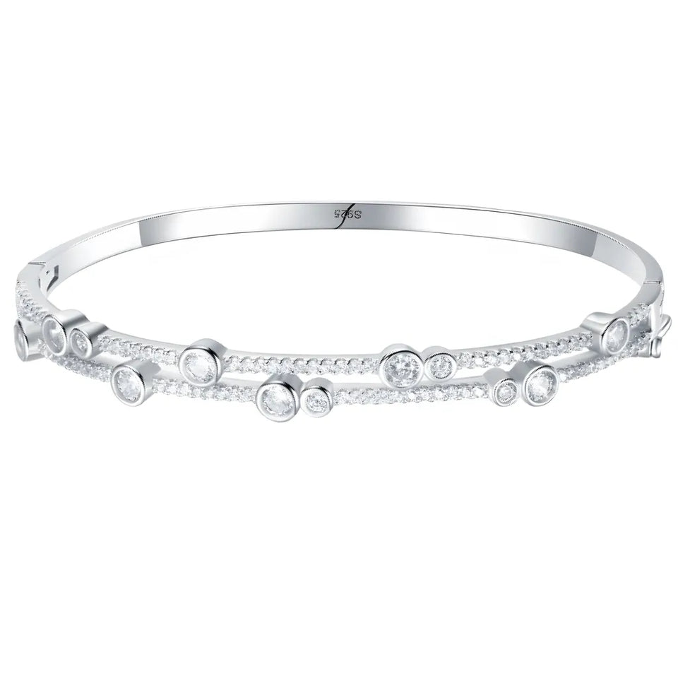 pulseira-de-prata-nichele-com-zirconias-no-fundo-branco